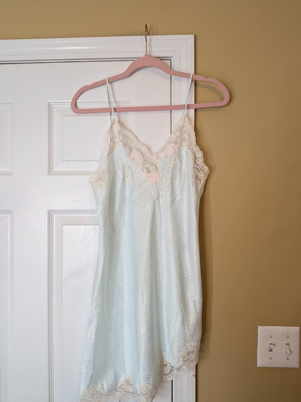 Sara Beth Vintage Pastel Lace Chemise Slip Dress / Nightgown Size Small